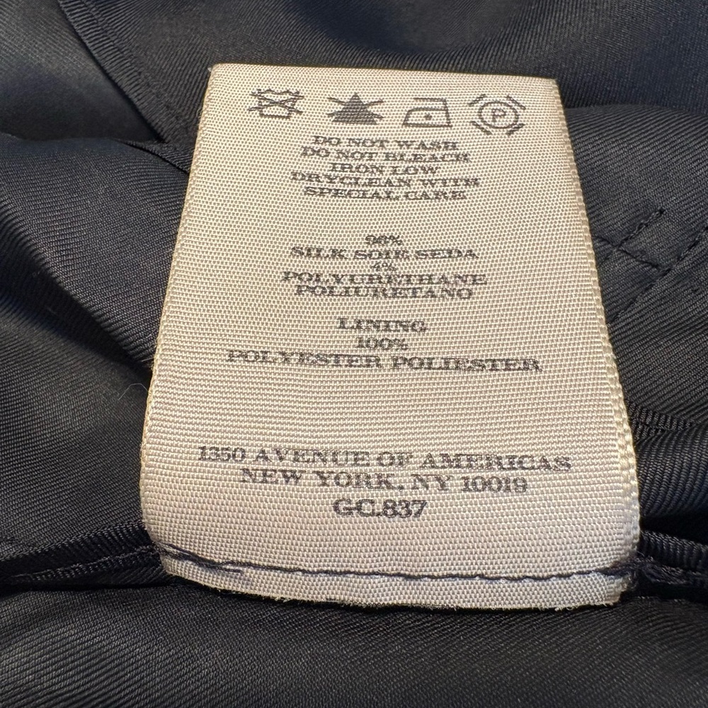 Burberry Lightweight Silk Jacket - Picture 5 of 8